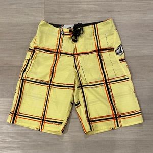Volcom boys board shorts size 28/16